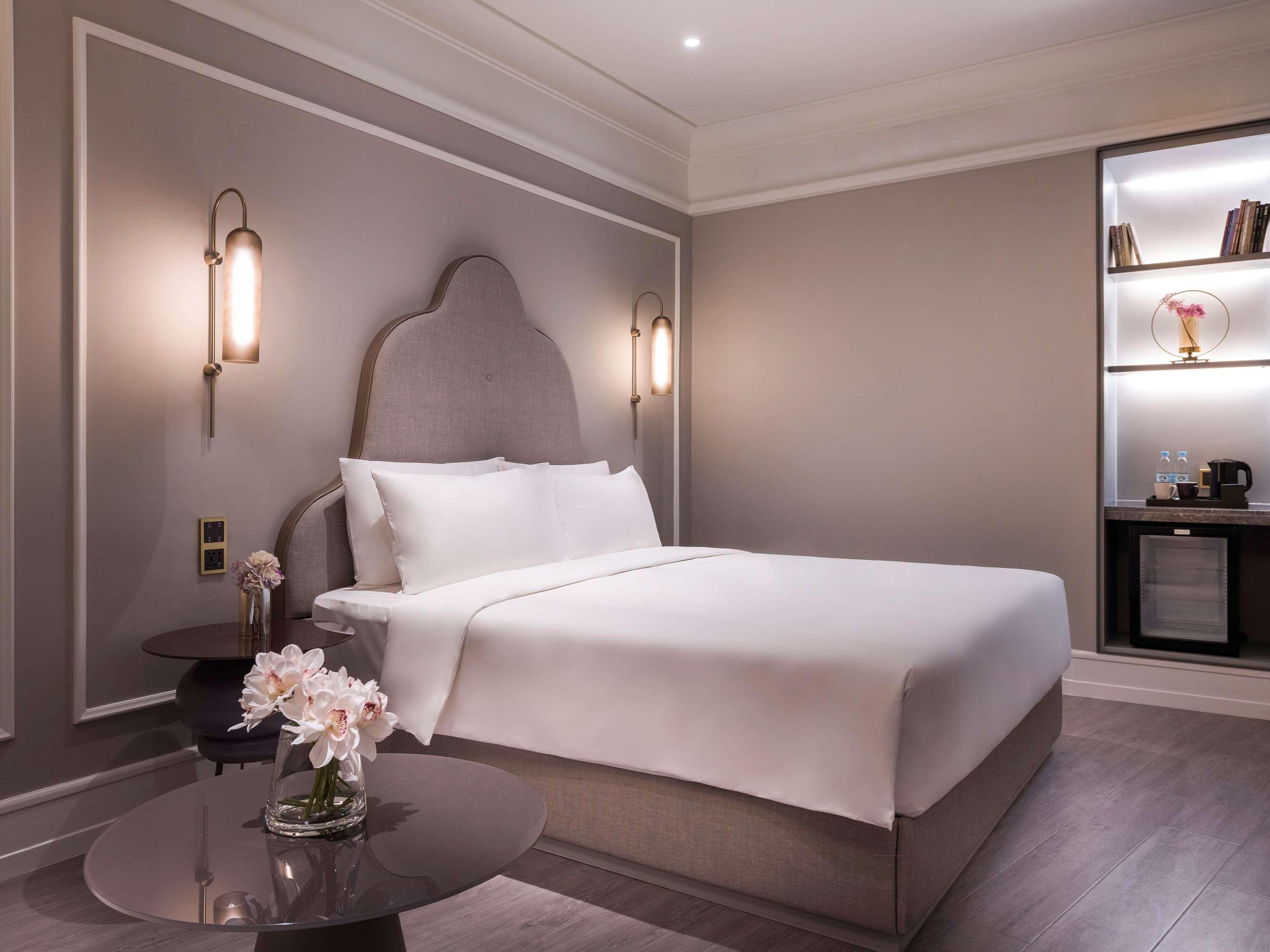 Mercure Shanghai Yu Garden Exterior photo